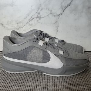 Nike Zoom Freak 5 TB Wolf Grey Mens Athletic Sneakers Shoes 10.5